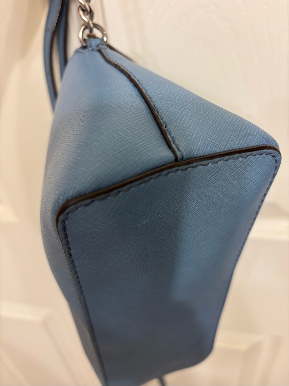 MICHAEL Michael Kors Blue Crossbody Bag with Gold Hardware - Picture 5 of 9